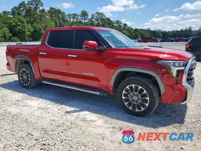 Czwarte zdjęcie samochodu z boku: 2023 TOYOTA TUNDRA LIMITED HV VIN:5TFJC5DB2PX020627 - miniatura