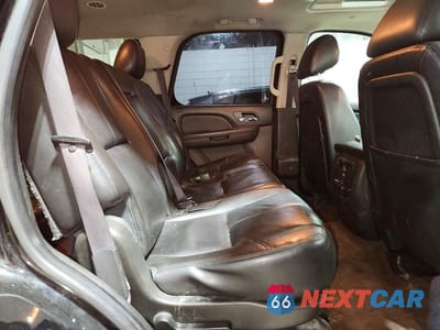 Zdjęcie 11 z 13 samochodu: 2013 GMC YUKON SLT VIN:1GKS2CE00DR175433 - miniatura