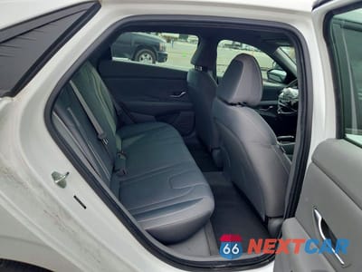 Zdjęcie 10 z 12 samochodu: 2023 HYUNDAI ELANTRA SEL VIN:5NPLM4AG2PH105804 - miniatura