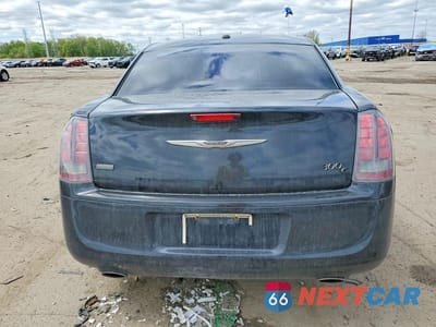 Zdjęcie 6 z 12 samochodu: 2014 CHRYSLER 300C VARVATOS VIN:2C3CCADG8EH239952 - miniatura