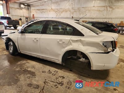 Drugie zdjęcie samochodu z przodu: 2015 CHEVROLET CRUZE LS VIN:1G1PB5SG0F7237113 - miniatura