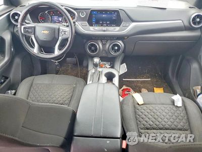 Zdjęcie 8 z 13 samochodu: 2019 CHEVROLET BLAZER 1LT VIN:3GNKBBRA9KS687556 - miniatura