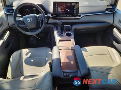 Zdjęcie 8 z 13 samochodu: 2023 TOYOTA SIENNA LE VIN:5TDBRKECXPS175067 - miniatura