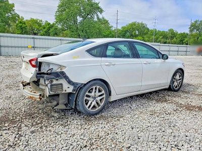 Trzecie zdjęcie samochodu z tyłu: 2016 FORD FUSION SE VIN:3FA6P0H76GR266713 - miniatura