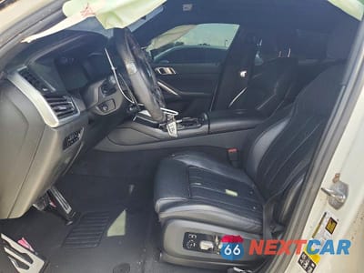 Zdjęcie 7 z 13 samochodu: 2022 BMW X6 M50I VIN:5UXCY8C02N9K45397 - miniatura