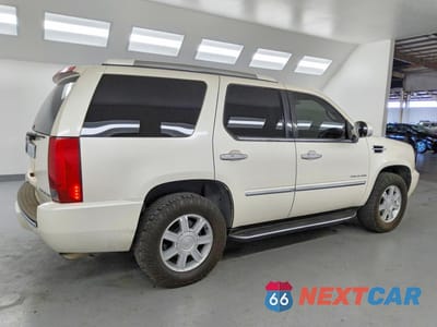 Trzecie zdjęcie samochodu z tyłu: 2013 CADILLAC ESCALADE VIN:1GYS3AEF9DR331318 - miniatura