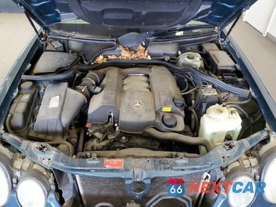 Zdjęcie 11 z 12 samochodu: 2001 MERCEDES-BENZ E 320 VIN:WDBJF65J11B204866 - miniatura