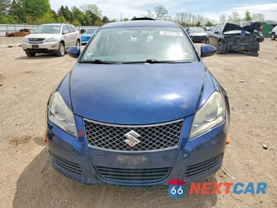 Piąte zdjęcie samochodu w środku: 2011 SUZUKI KIZASHI SE VIN:JS2RF9A31B6110791 - miniatura