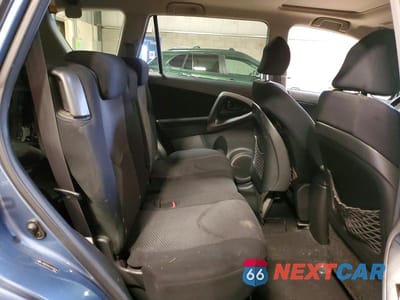 Zdjęcie 11 z 13 samochodu: 2006 TOYOTA RAV4 SPORT VIN:JTMBD32V265038106 - miniatura