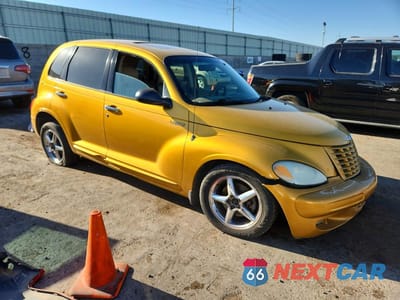 Czwarte zdjęcie samochodu z boku: 2002 CHRYSLER PT CRUISER LIMITED VIN:3C8FY68BX2T333225 - miniatura