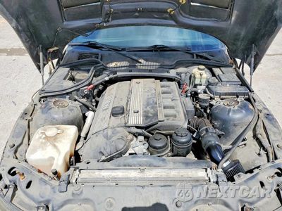 Zdjęcie 11 z 12 samochodu: 2000 BMW Z3 VIN:WBACH9341YLM92196 - miniatura