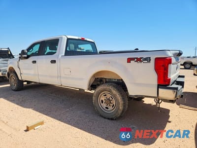 Drugie zdjęcie samochodu z przodu: 2018 FORD F250 SUPER DUTY VIN:1FT7W2BTXJEC45876 - miniatura