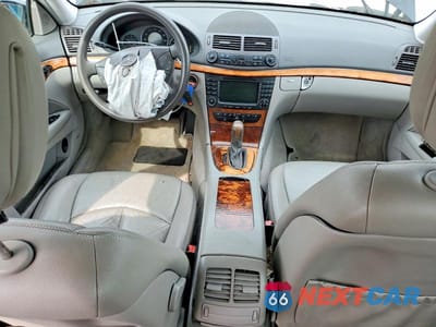 Zdjęcie 8 z 12 samochodu: 2005 MERCEDES-BENZ E 320 4MATIC VIN:WDBUH82J55X177204 - miniatura