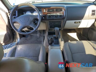 Zdjęcie 8 z 13 samochodu: 2002 MITSUBISHI MONTERO SPORT LIMITED VIN:JA4MT41R92J051095 - miniatura