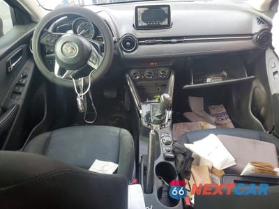 Zdjęcie 8 z 12 samochodu: 2016 SCION IA BASE VIN:3MYDLBZV9GY115135 - miniatura