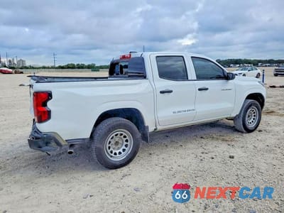 Trzecie zdjęcie samochodu z tyłu: 2026 CHEVROLET COLORADO VIN:1GCPSBEK5T1115142 - miniatura