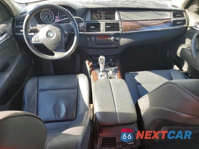 Zdjęcie 8 z 13 samochodu: 2010 BMW X5 XDRIVE30I VIN:5UXFE4C52AL277161 - miniatura