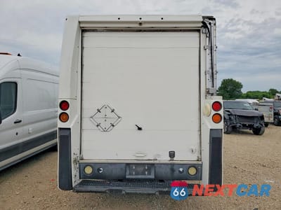 Zdjęcie 6 z 13 samochodu: 2015 ISUZU NPR DELIVERY VAN VIN:JALB4T171F7W00034 - miniatura