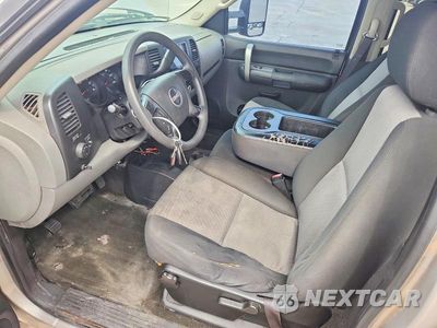 Zdjęcie 7 z 12 samochodu: 2008 GMC SIERRA K1500 VIN:2GTEK13C981202993 - miniatura