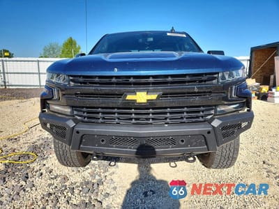 Piąte zdjęcie samochodu w środku: 2020 CHEVROLET SILVERADO K1500 LT VIN:3GCUYDED1LG438264 - miniatura