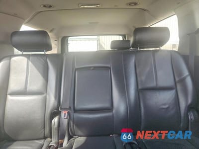 Zdjęcie 10 z 13 samochodu: 2008 CHEVROLET SUBURBAN K1500 LS VIN:3GNFK16358G200642 - miniatura