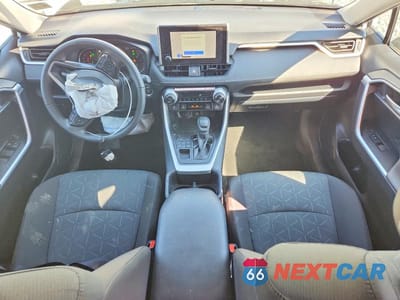 Zdjęcie 8 z 13 samochodu: 2025 TOYOTA RAV4 XLE VIN:2T3P1RFV8SW577456 - miniatura