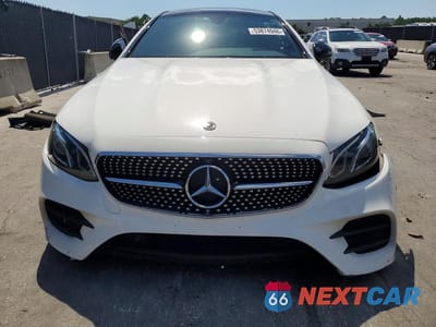 Piąte zdjęcie samochodu w środku: 2020 MERCEDES-BENZ E 450 VIN:W1K1J6HB3LF133868 - miniatura
