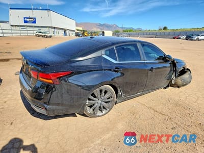 Trzecie zdjęcie samochodu z tyłu: 2022 NISSAN ALTIMA SR VIN:1N4BL4CW6NN373762 - miniatura