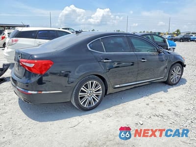 Trzecie zdjęcie samochodu z tyłu: 2016 KIA CADENZA LUXURY VIN:KNALN4D70G5215613 - miniatura