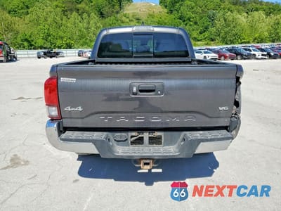Zdjęcie 6 z 12 samochodu: 2019 TOYOTA TACOMA SR5 V6 VIN:3TMCZ5AN7KM250765 - miniatura
