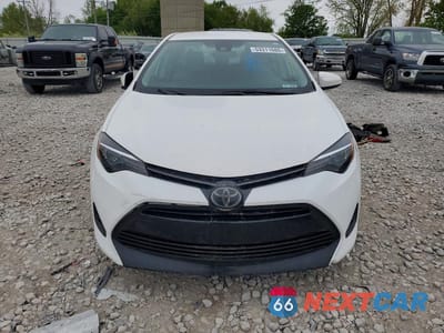 Piąte zdjęcie samochodu w środku: 2019 TOYOTA COROLLA LE VIN:2T1BURHE4KC242512 - miniatura
