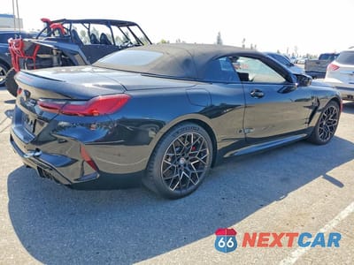 Trzecie zdjęcie samochodu z tyłu: 2023 BMW M8 VIN:WBSDZ0C0XPCM22524 - miniatura