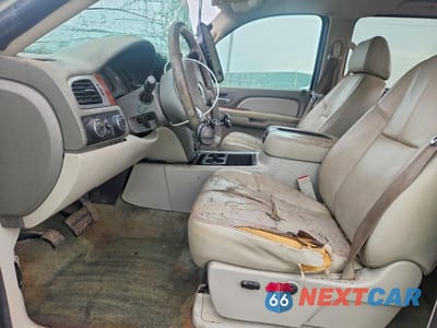 Zdjęcie 7 z 12 samochodu: 2008 GMC SIERRA K1500 VIN:3GTEK13J28G290825 - miniatura