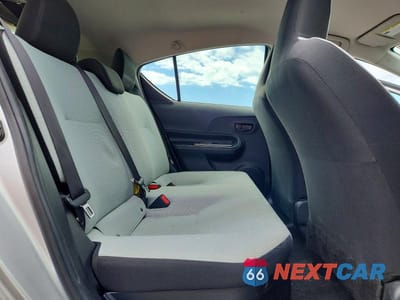 Zdjęcie 10 z 12 samochodu: 2018 TOYOTA PRIUS C ONE VIN:JTDKDTB35J1610431 - miniatura
