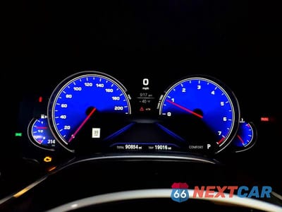 Zdjęcie 9 z 12 samochodu: 2019 BMW 740 XI VIN:WBA7E4C56KGV28731 - miniatura