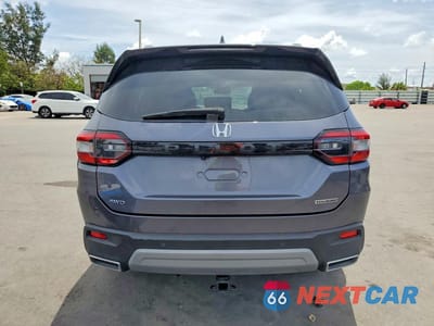 Zdjęcie 6 z 13 samochodu: 2025 HONDA PILOT TOURING VIN:5FNYG1H73SB032659 - miniatura