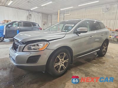 2011 VOLVO XC60 T6 YV4902DZ8B2135565 - główne zdjęcie licytacji z USA - miniatura