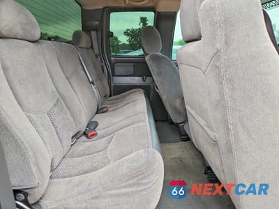 Zdjęcie 10 z 12 samochodu: 2006 CHEVROLET SILVERADO K1500 VIN:1GCEK19ZX6Z141640 - miniatura