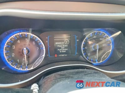Zdjęcie 9 z 13 samochodu: 2017 CHRYSLER PACIFICA LX VIN:2C4RC1CG4HR635771 - miniatura
