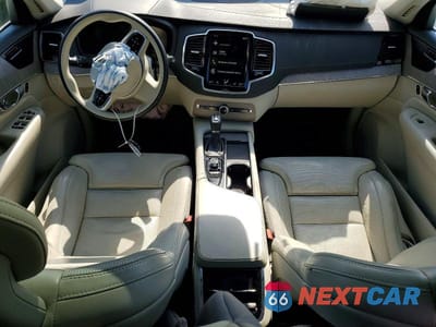 Zdjęcie 8 z 14 samochodu: 2021 VOLVO XC90 T6 INSCRIPTION VIN:YV4A22PL4M1675664 - miniatura