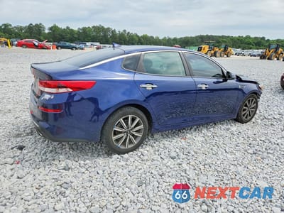 Trzecie zdjęcie samochodu z tyłu: 2019 KIA OPTIMA LX VIN:5XXGT4L32KG367311 - miniatura