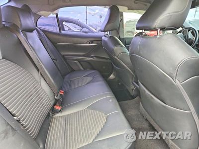 Zdjęcie 10 z 13 samochodu: 2018 TOYOTA CAMRY SE VIN:4T1B11HK8JU083930 - miniatura