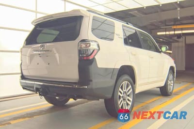 Czwarte zdjęcie samochodu z boku: 2022 TOYOTA 4RUNNER TRD SPORT VIN:JTESU5JR6N5991248 - miniatura