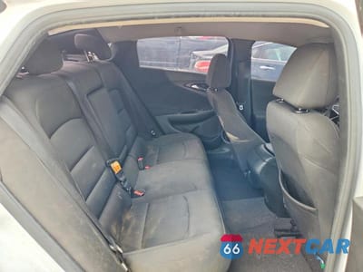 Zdjęcie 10 z 12 samochodu: 2018 CHEVROLET MALIBU LS VIN:1G1ZB5ST2JF168493 - miniatura