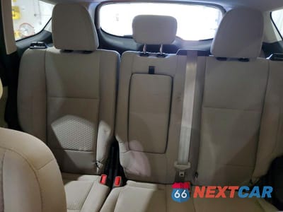 Zdjęcie 10 z 13 samochodu: 2017 FORD ESCAPE SE VIN:1FMCU0GD1HUA40677 - miniatura