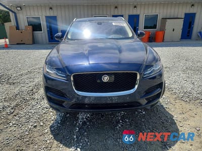 Piąte zdjęcie samochodu w środku: 2019 JAGUAR F-PACE PORTFOLIO VIN:SADCN2GX4KA397811 - miniatura