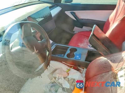 Zdjęcie 9 z 12 samochodu: 2021 TESLA MODEL Y VIN:5YJYGDEE2MF285494 - miniatura