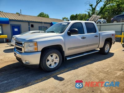 2011 CHEVROLET SILVERADO K1500 LT 3GCPKSE30BG287118 - główne zdjęcie licytacji z USA - miniatura
