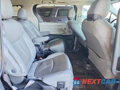 Zdjęcie 11 z 14 samochodu: 2024 TOYOTA SIENNA LIMITED 7-PASSENGER VIN:5TDZSKFC5RS150842 - miniatura