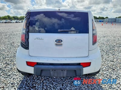 Zdjęcie 6 z 11 samochodu: 2010 KIA SOUL + VIN:KNDJT2A28A7701496 - miniatura